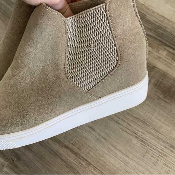 Steve Madden Tan Suede Sneakers - Picture 2 of 6